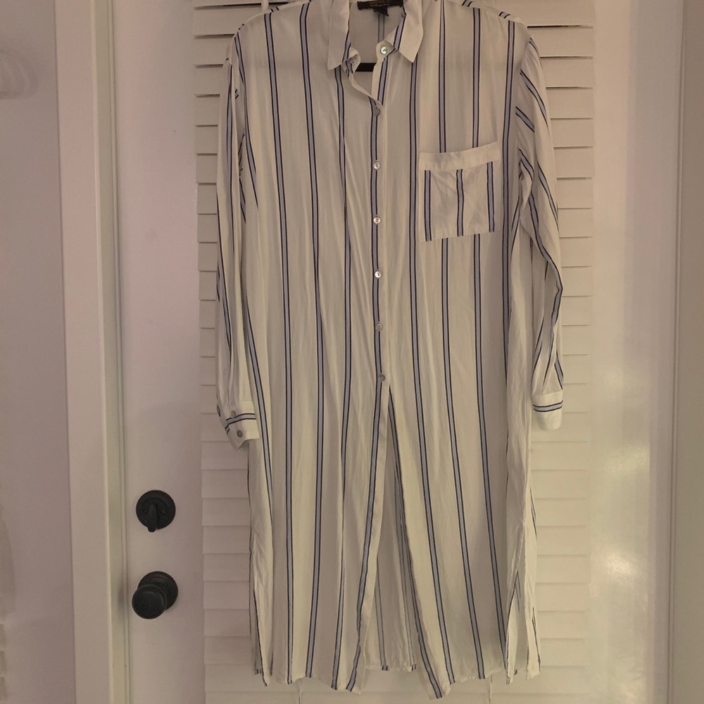 Long button down - Picture 6 of 7